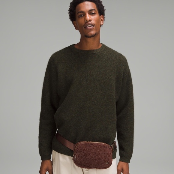 NWT Lululemon Everywhere Brown Fleece Belt Bag 1L - Picture 5 of 9